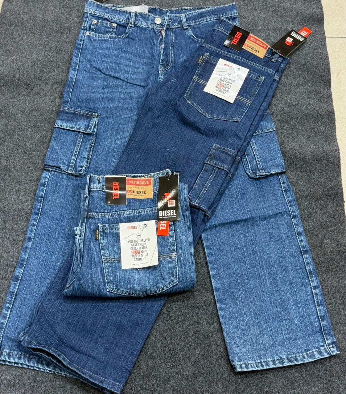 Six pocket jeans for men