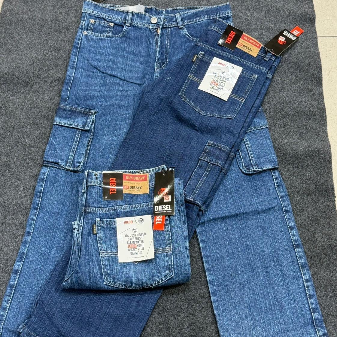 Six pocket jeans for men