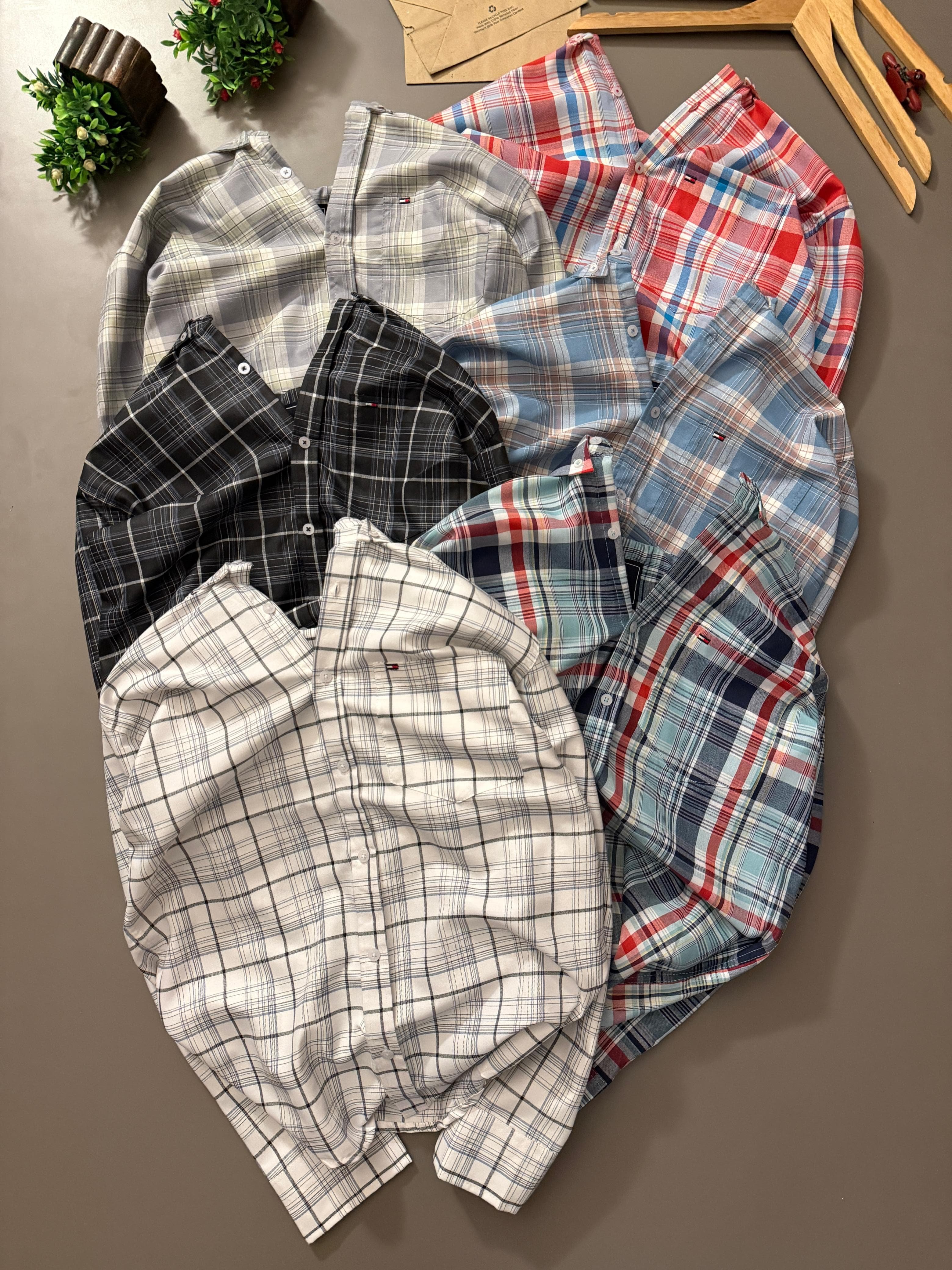 OXFORD CHECK SHIRT'S M TO XL SIZE