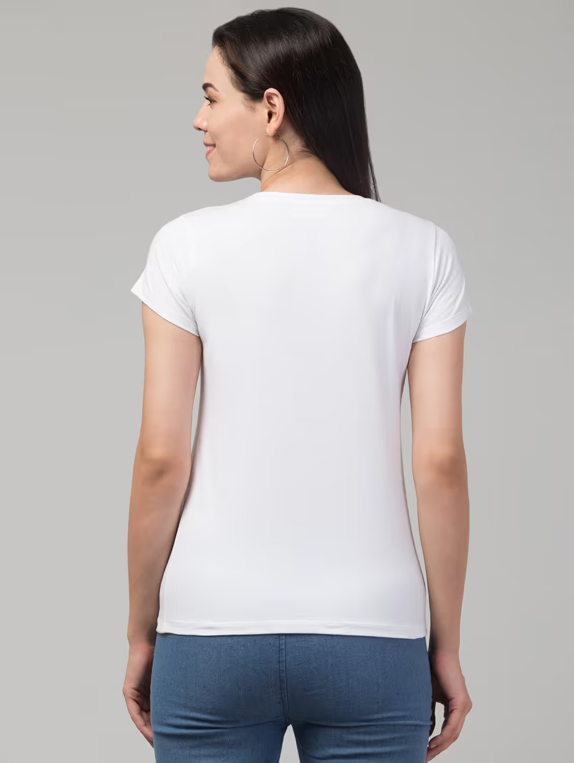 Round neck tshirt