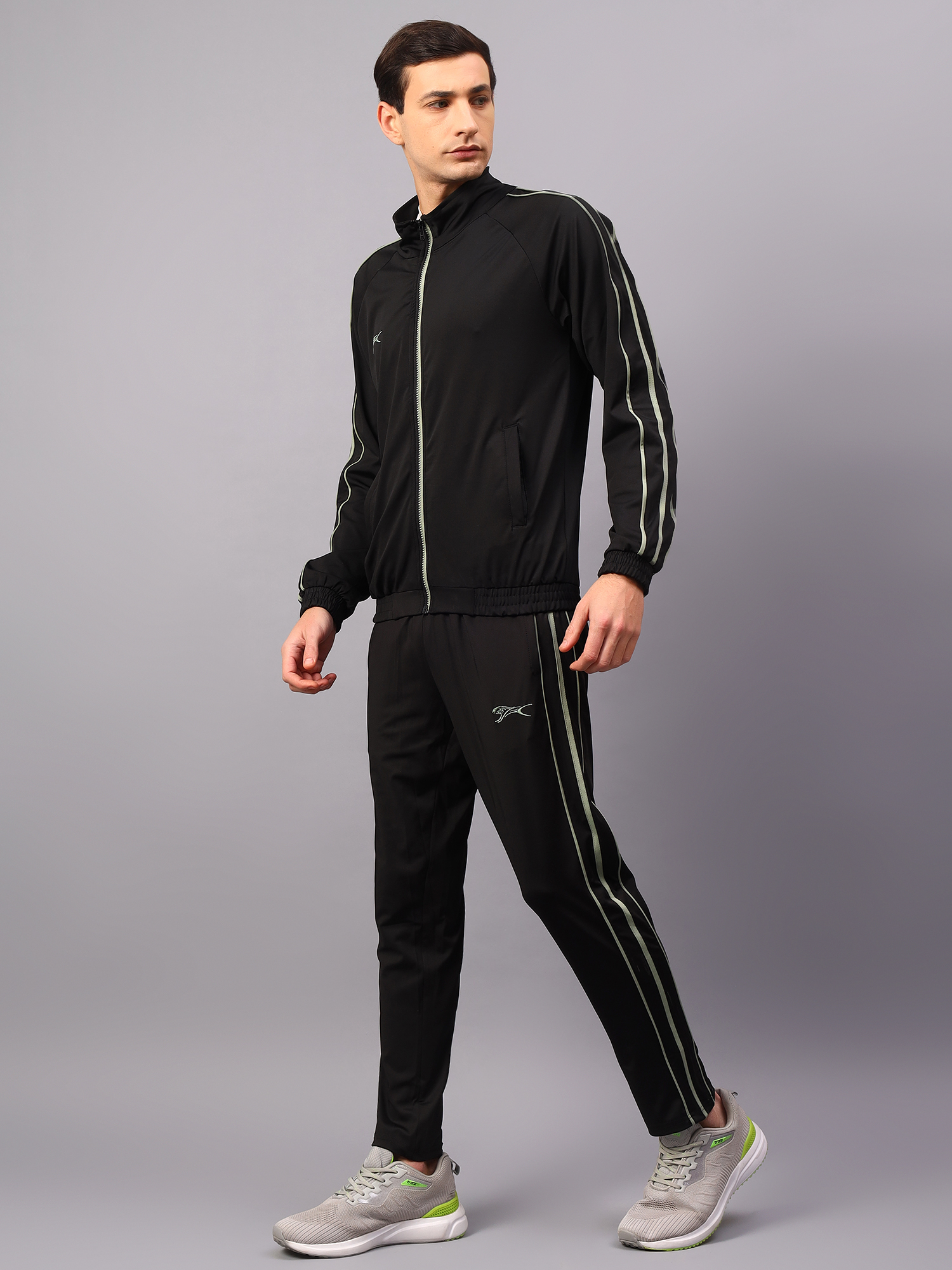Men's Tracksuit  SNTSW106M-Black/Sage Green-L