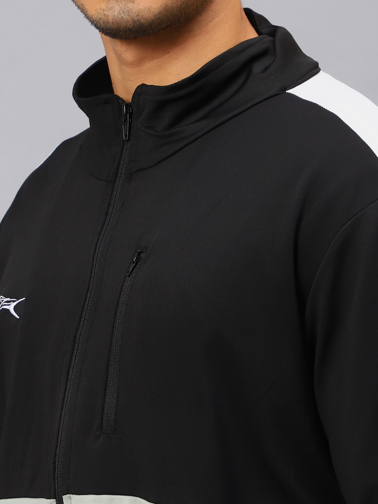 Men's Tracksuit  SNTSW104M
-Black/Grey/White-3XL