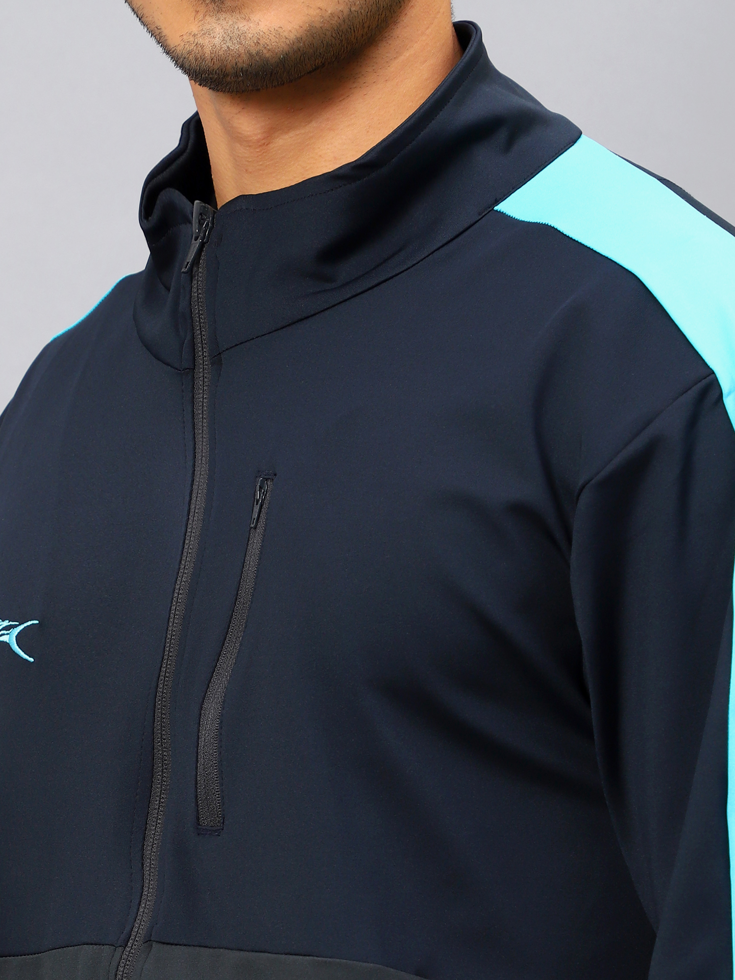 Men's Tracksuit  SNTSW104M
-Navy/D.Grey/Cyan-XXL