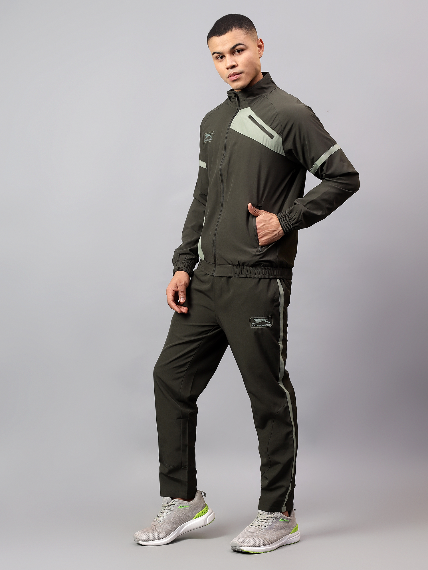 Men's Tracksuit  SNTSW109M-Olive/Pista-M