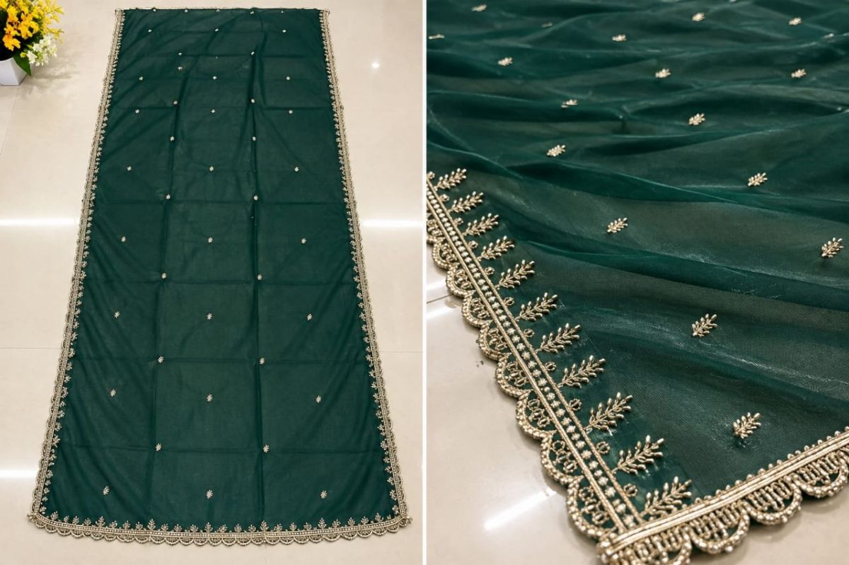 Women's Simmer Dupatta set by Sona Creaton
