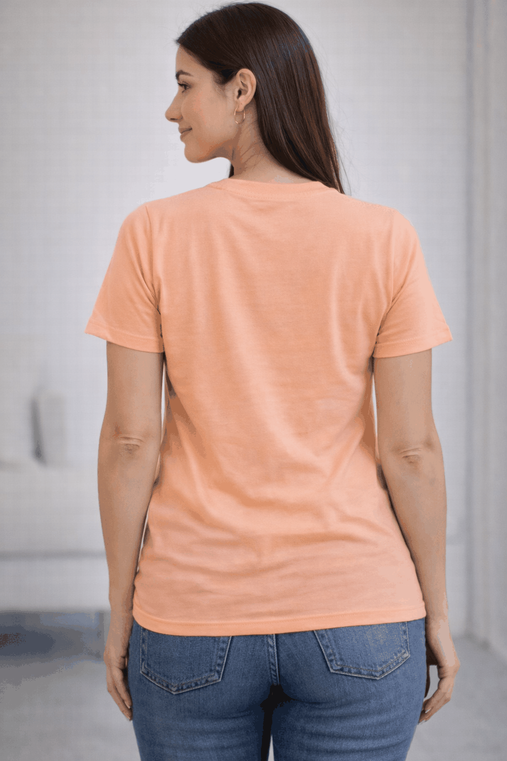 Round neck tshirt