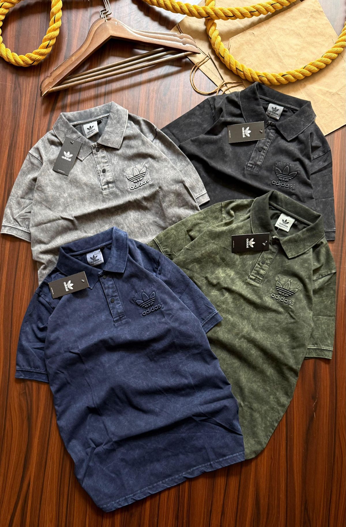 RFD ACID WASH COLLER T-SHIRT