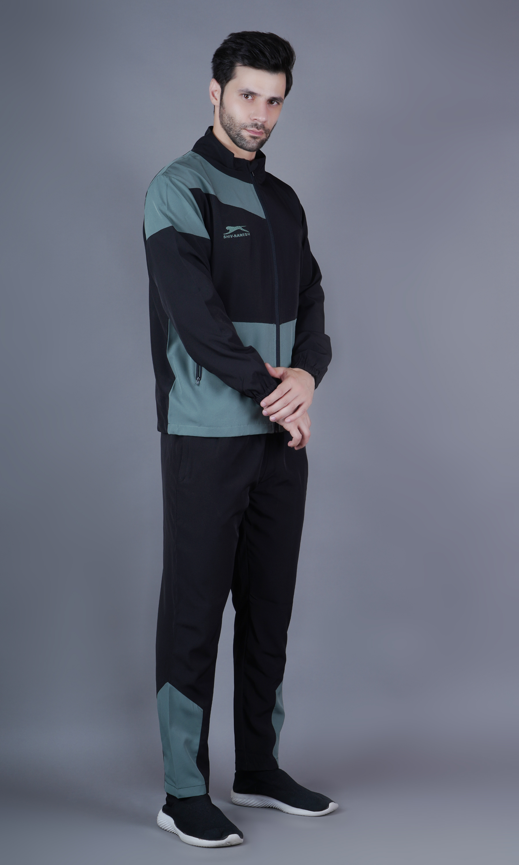 Men's Tracksuit  SNTSW108M-Black/Pista-L