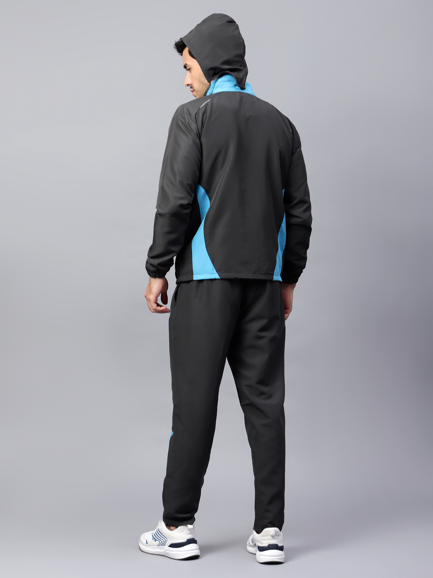 Men's Tracksuit  422A-Black/Cyan-M-TZ